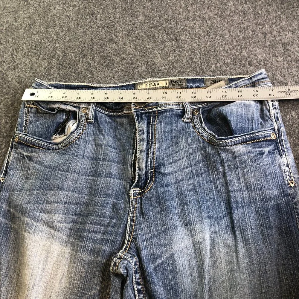 BKE Jeans Mens 34x30 Tyler Blue Denim Bootcut Leg Western Cowboy Rodeo - Picture 4 of 10